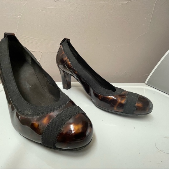 Stuart Weizmann Heels - Picture 1 of 5